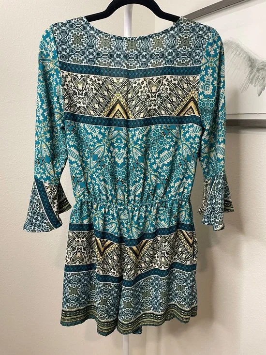 🎯Xhilaration Teal & Gold Print Wrap Romper - Picture 6 of 6